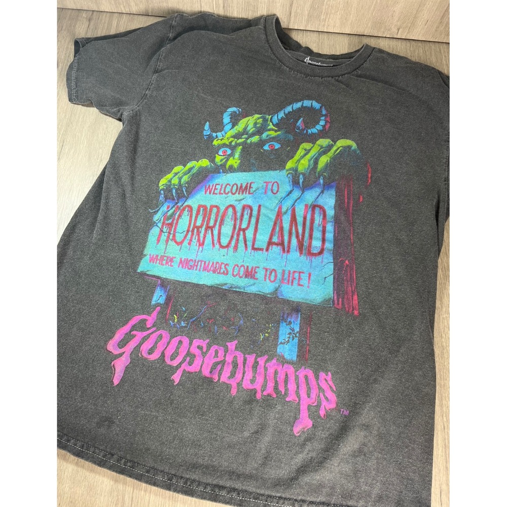 Goosebumps Horrorland Graphic T-Shirt Mens Medium Acid Wash Retro 90s Horror